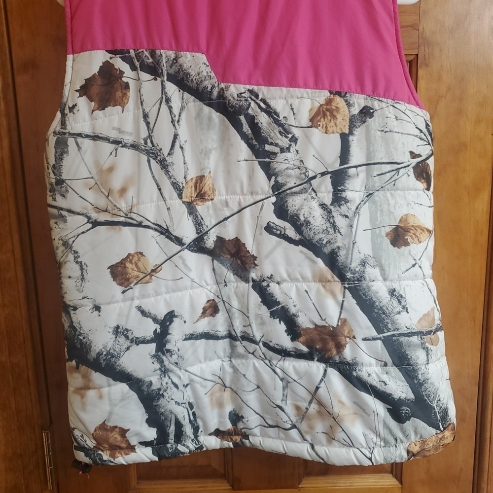 Legendary Whitetails Women's Camo Puffer Vest Pink Trim Size M  Full Zip Outdoor - Picture 11 of 11